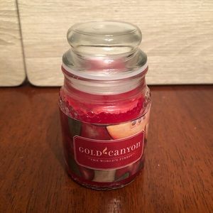 Gold Canyon Accents - Gold Canyon Mcintosh Apple Gold Canyon Accents - Gold Canyon Mcintosh Apple